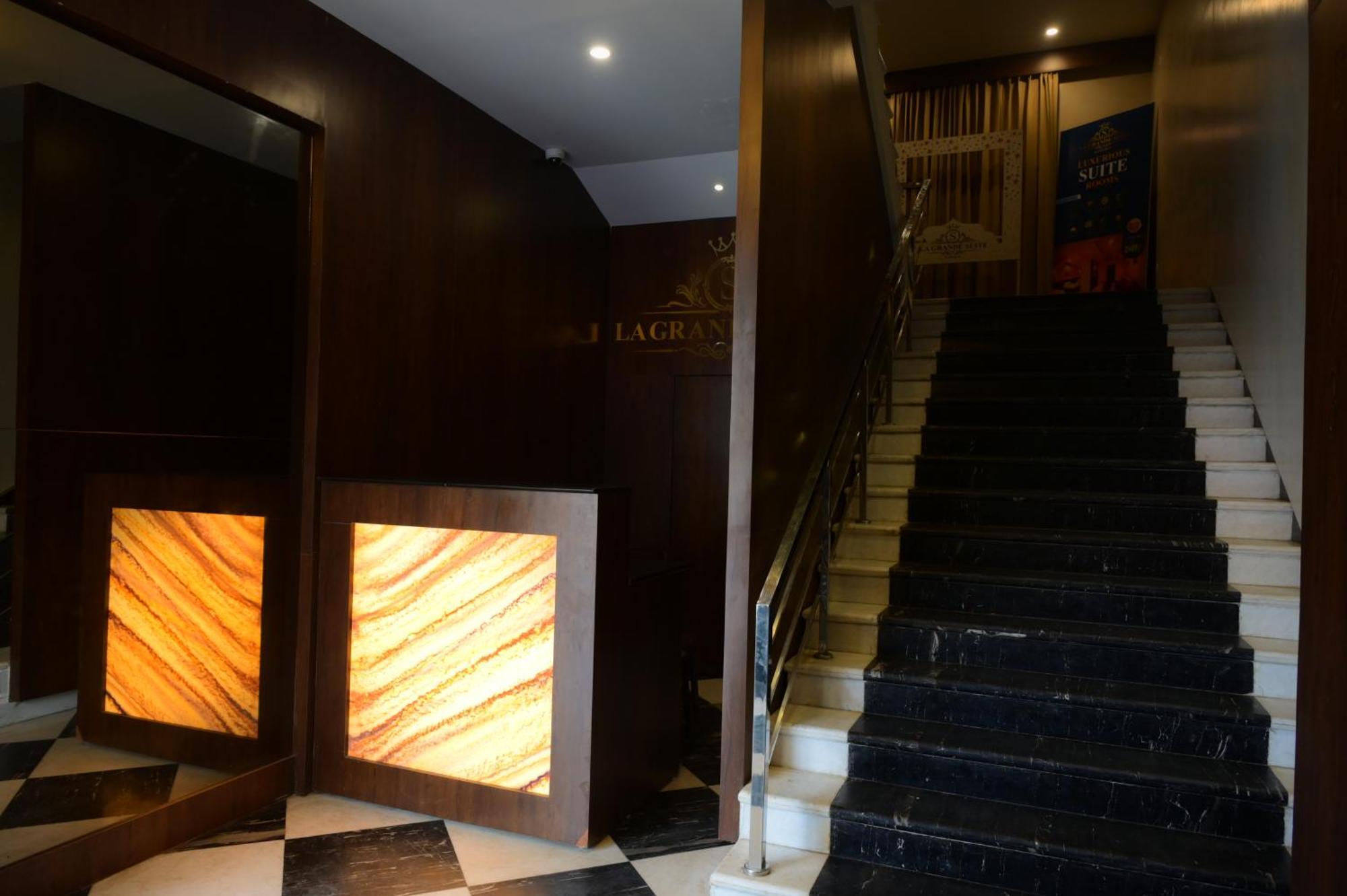 La Grande Suite Karaikal Exterior foto